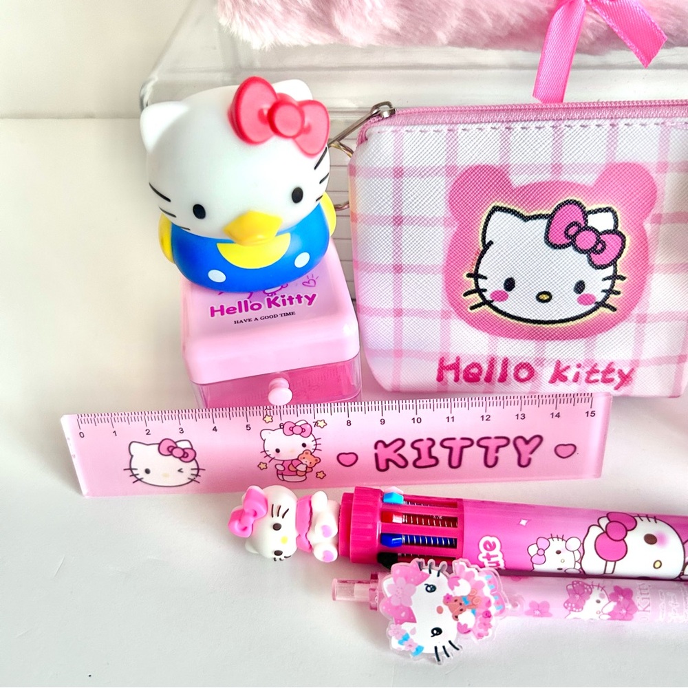 💝(HK346) Hello Kitty Adorable 9-Piece Mini Fun Bundle! - Picture 3 of 7
